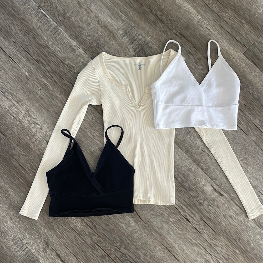 Brandy Melville bundle - 2 tanks and a long sleeve
